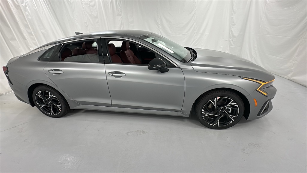 2026 Kia K5 GT-Line photo 2