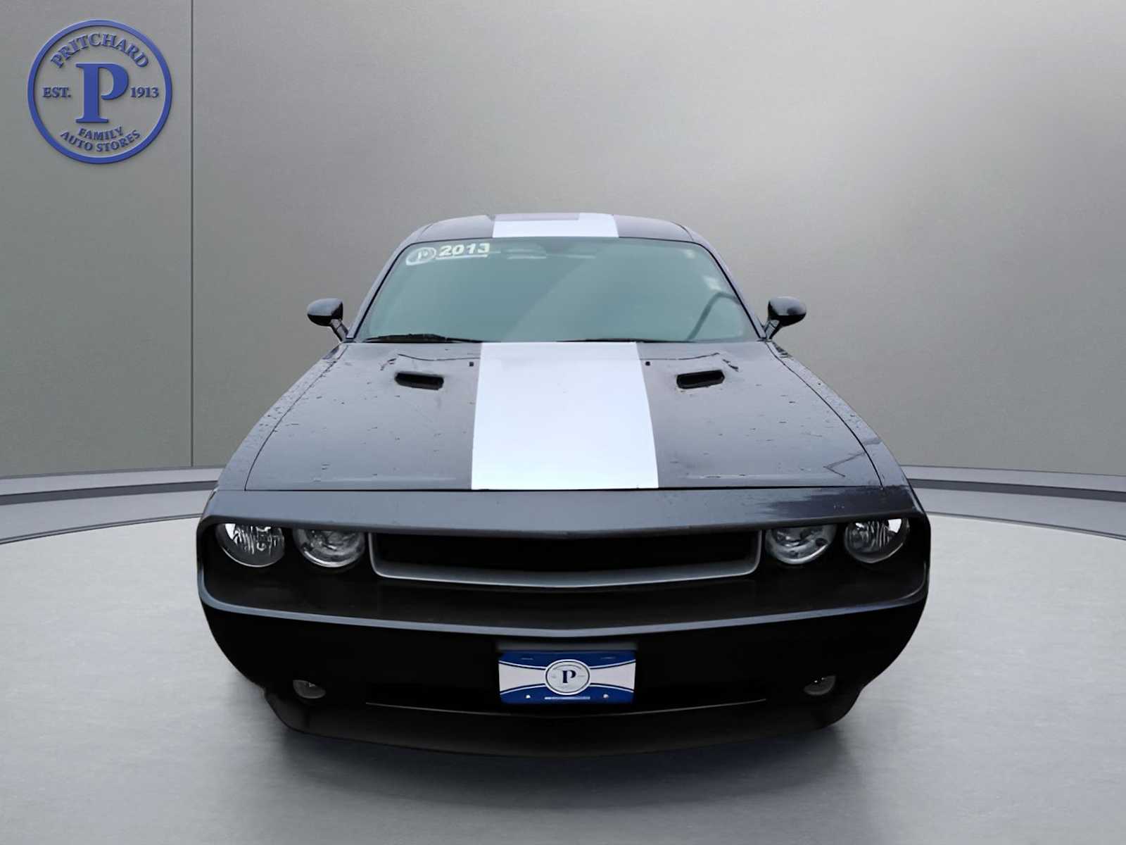 Used 2013 Dodge Challenger SXT with VIN 2C3CDYAG5DH569461 for sale in Mason City, IA