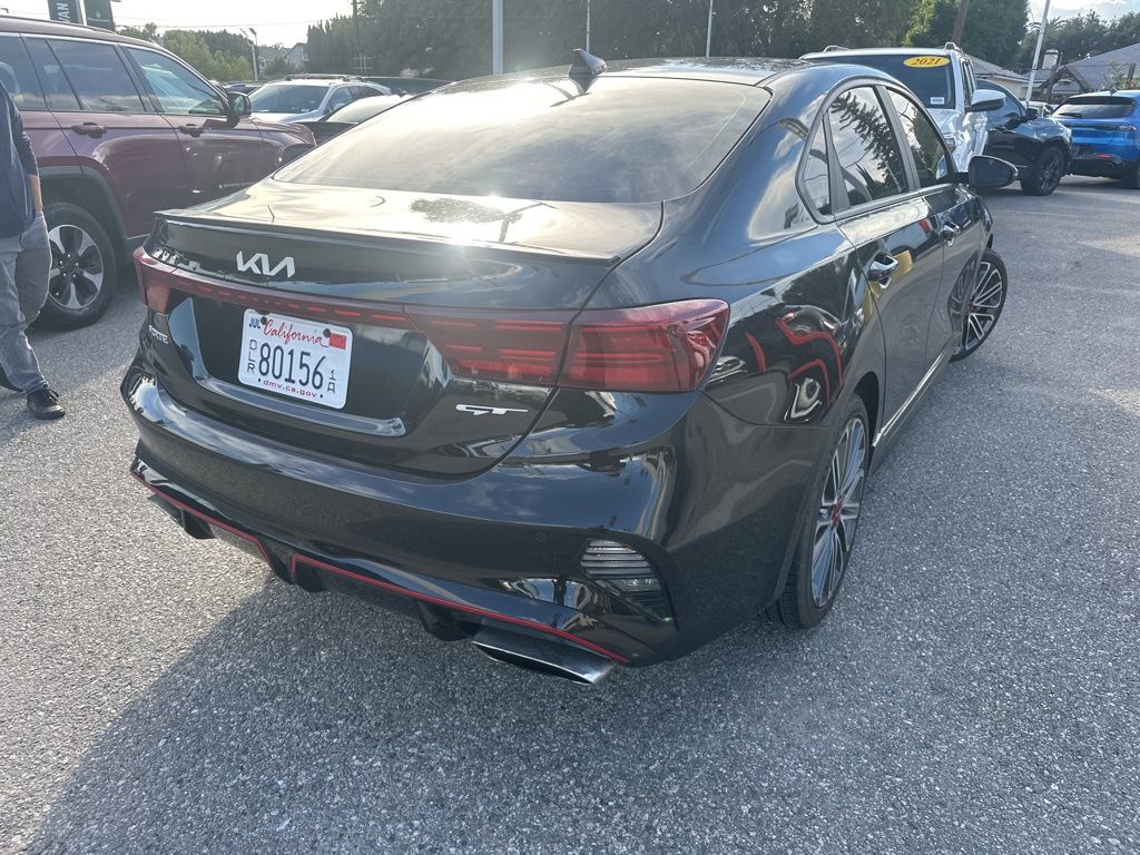 2022 Kia Forte GT photo 4