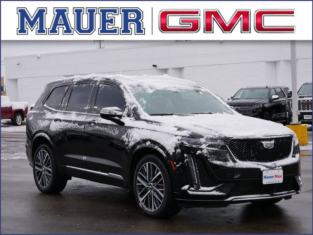 2024 Cadillac XT6 Sport's photo