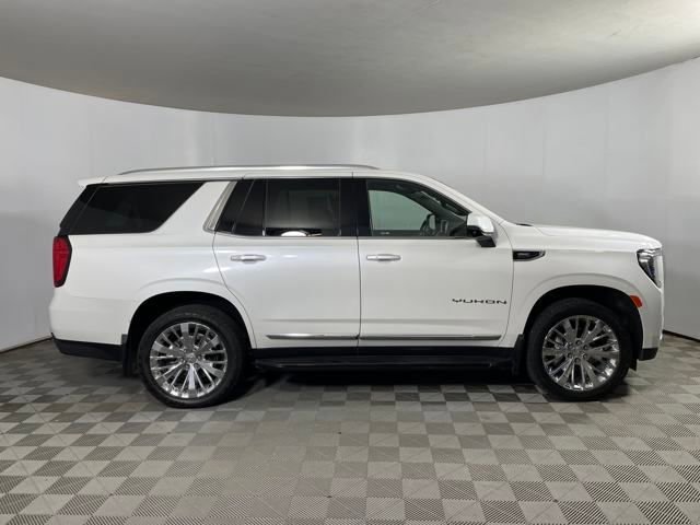 2021 Gmc Yukon SLT photo 3