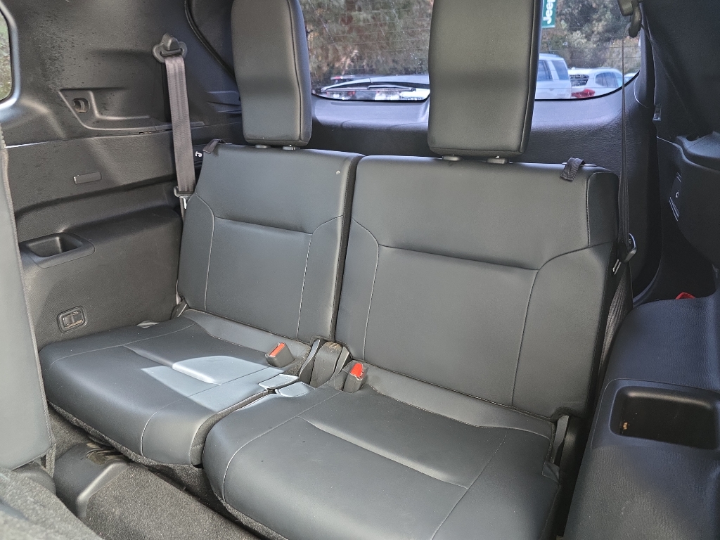 2023 Mitsubishi Outlander SE photo 24