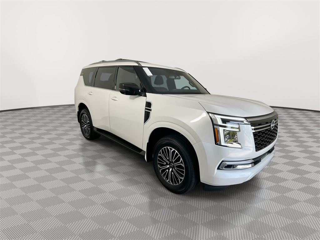 2025 Nissan Armada SL photo 2