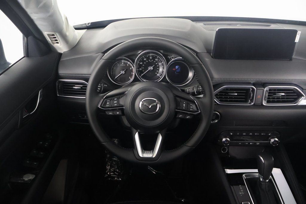 2025 Mazda CX-5 2.5 S Preferred photo 3