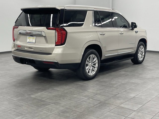 2023 Gmc Yukon SLT photo 2