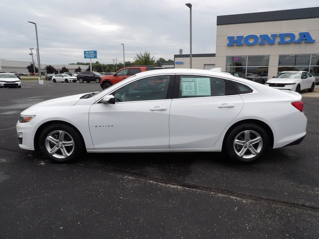 2023 Chevrolet Malibu 1LT photo 4