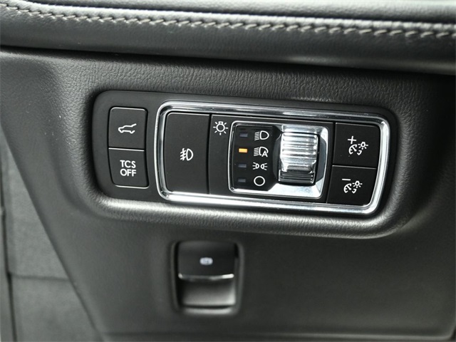 2023 LINCOLN NAUTILUS - Image 11