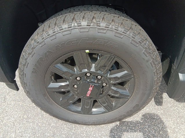 2025 Gmc Sierra 2500 HD AT4 photo 5