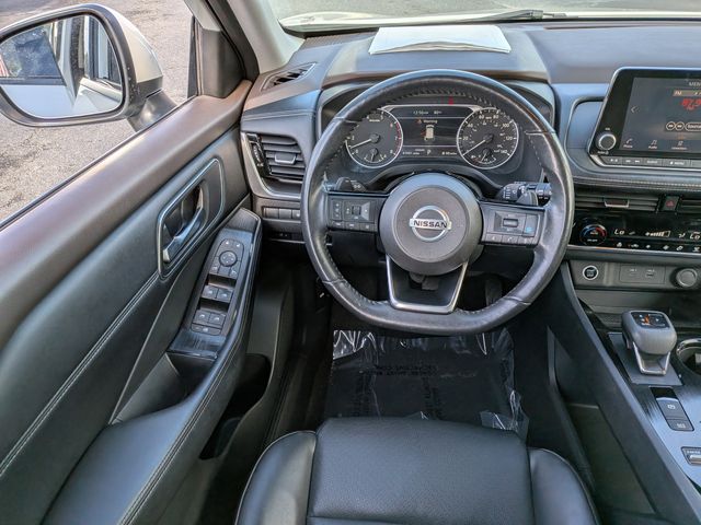 2021 Nissan Rogue SV photo 12