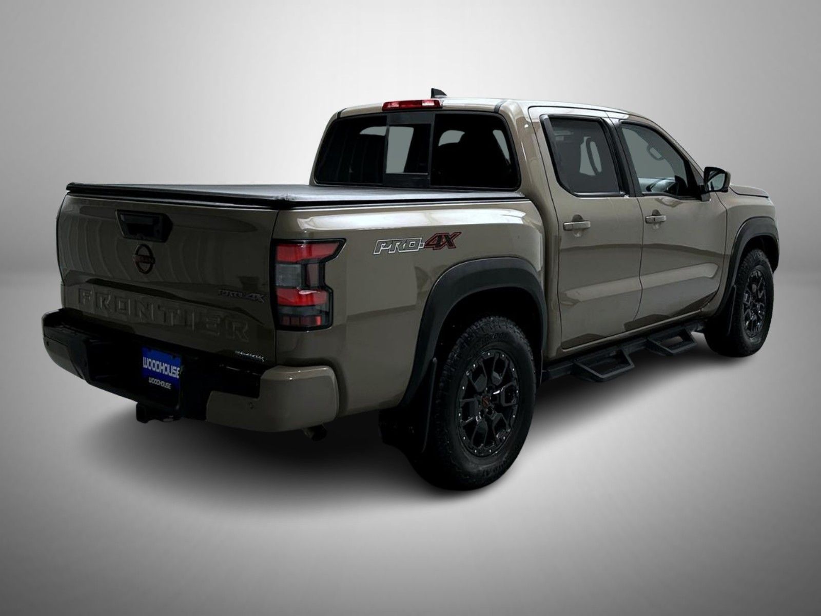 2022 Nissan Frontier PRO-4X photo 3