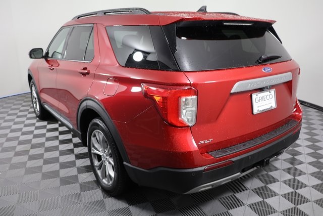 2023 Ford Explorer XLT photo 5
