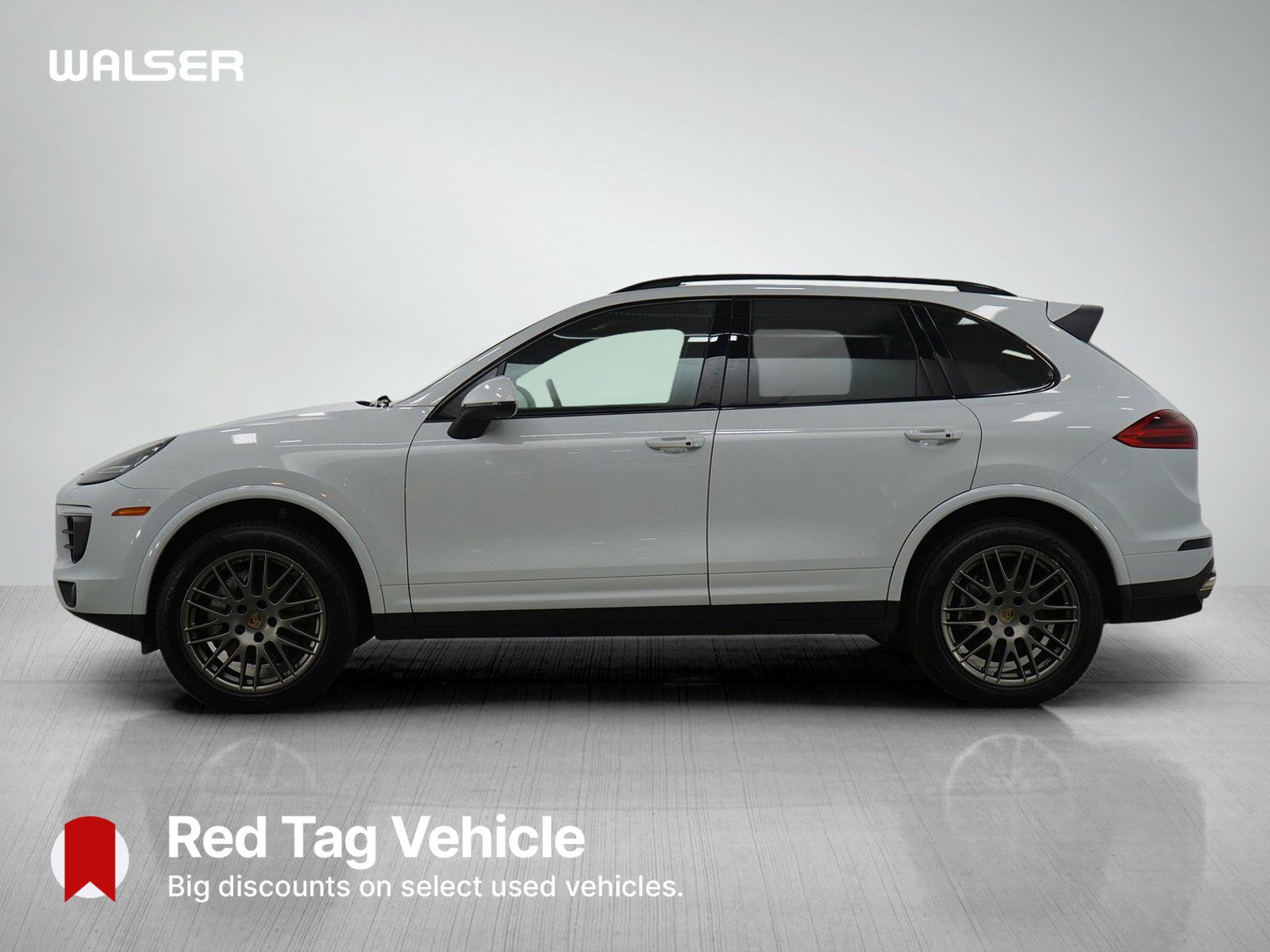 Used 2017 Porsche Cayenne Platinum Edition with VIN WP1AA2A22HKA80624 for sale in White Bear Lake, Minnesota