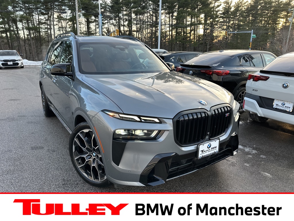 2025 BMW X7 M60i's photo