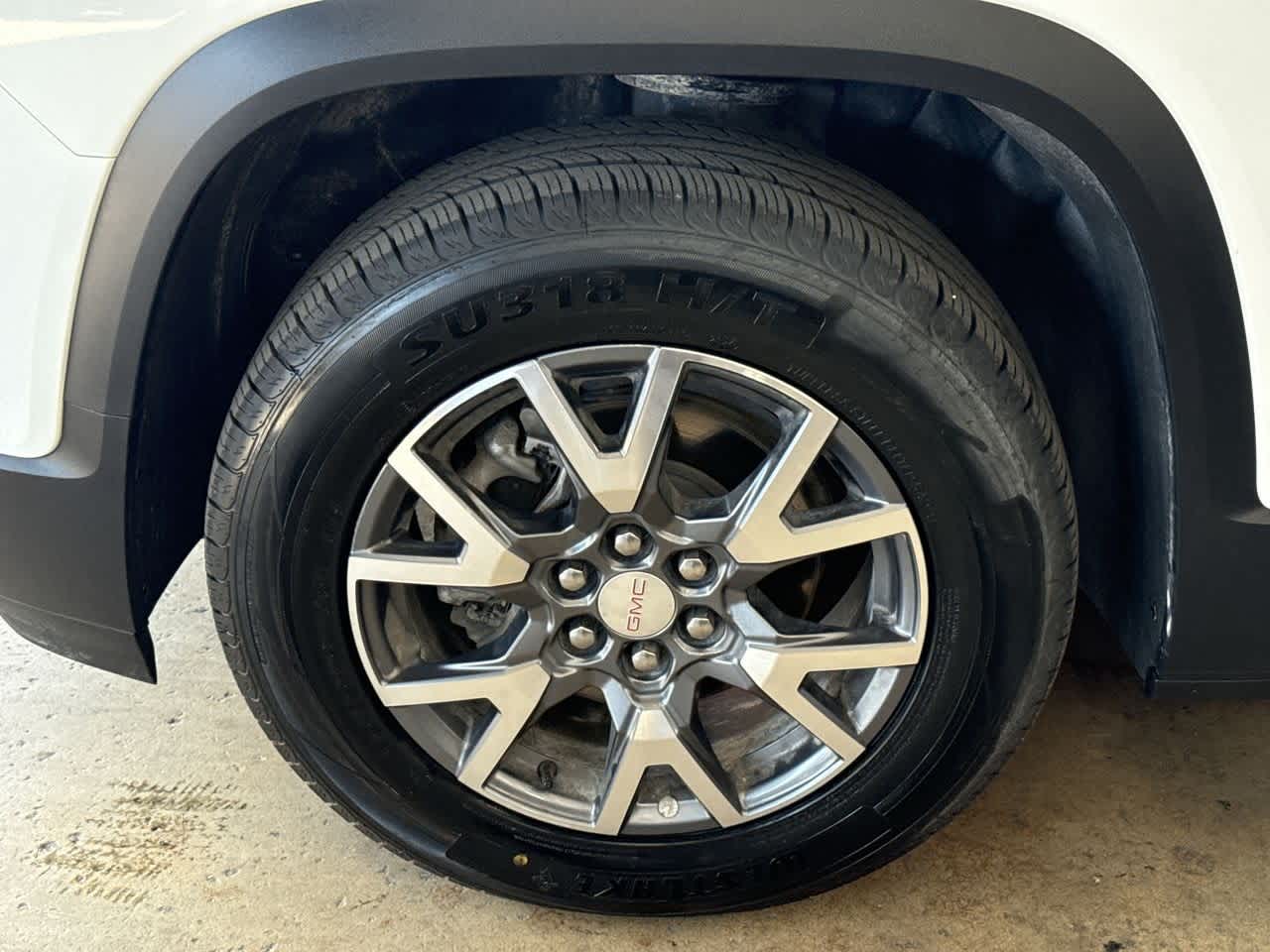 2023 Gmc Acadia SLT photo 9
