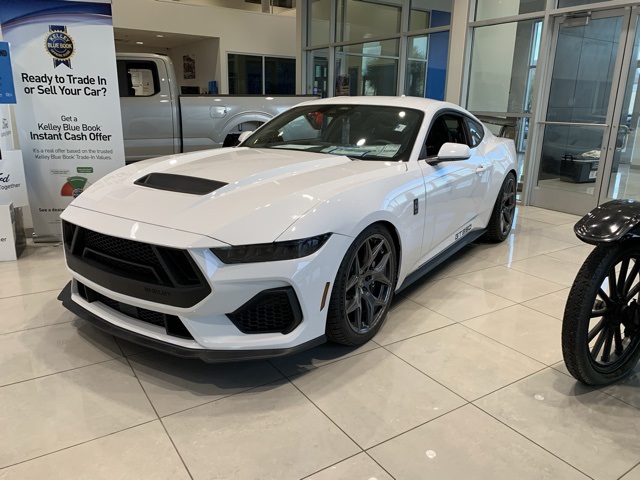 2025 Ford Mustang GT Premium's photo