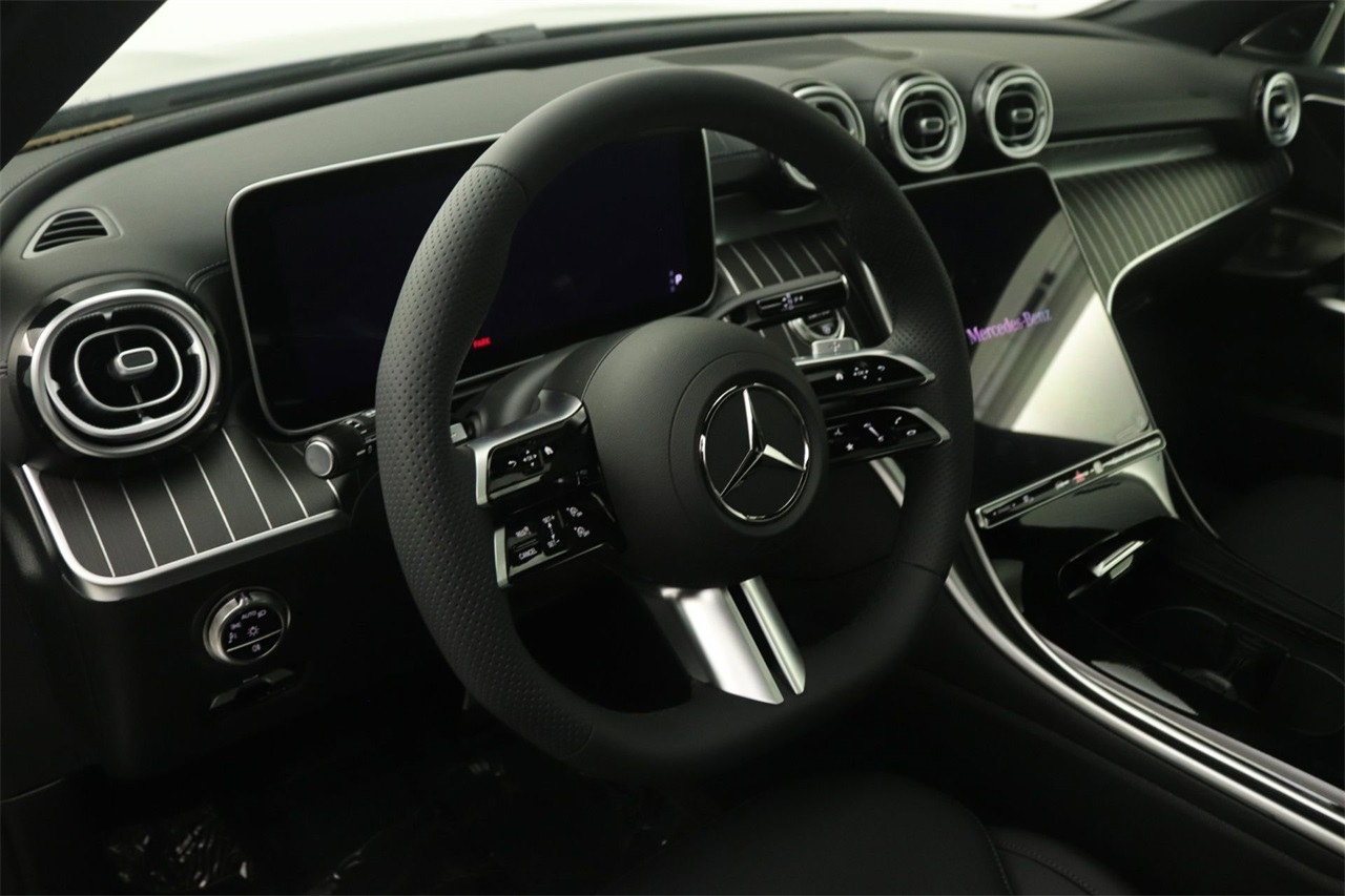 2025 Mercedes Benz C 300 photo 4