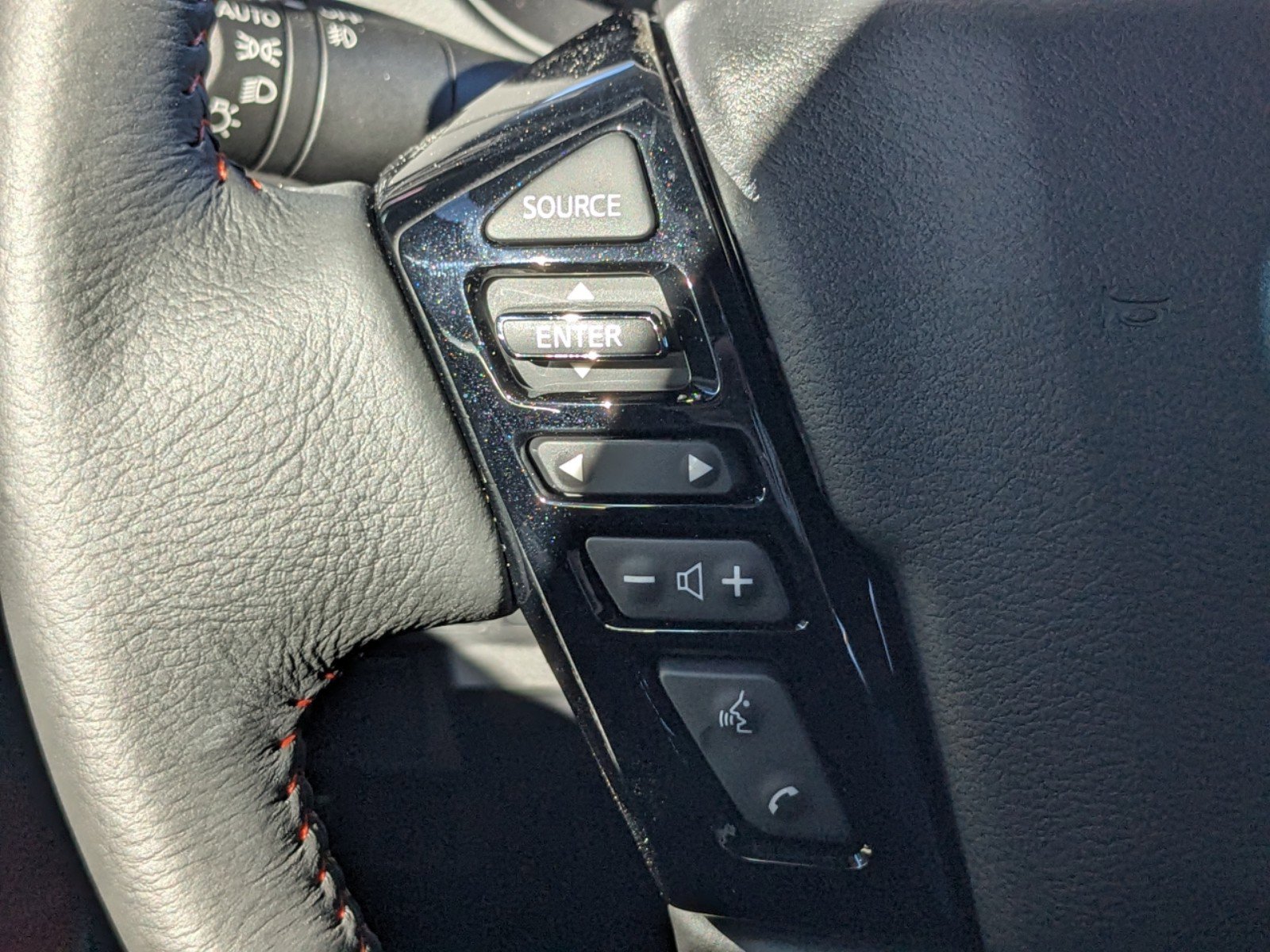 2025 Nissan Frontier Crew Cab PRO-X photo 20
