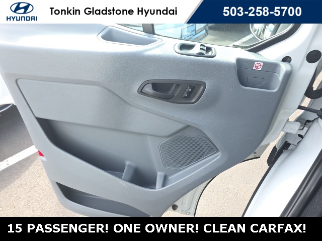 2019 Ford Transit Passenger XLT photo 8