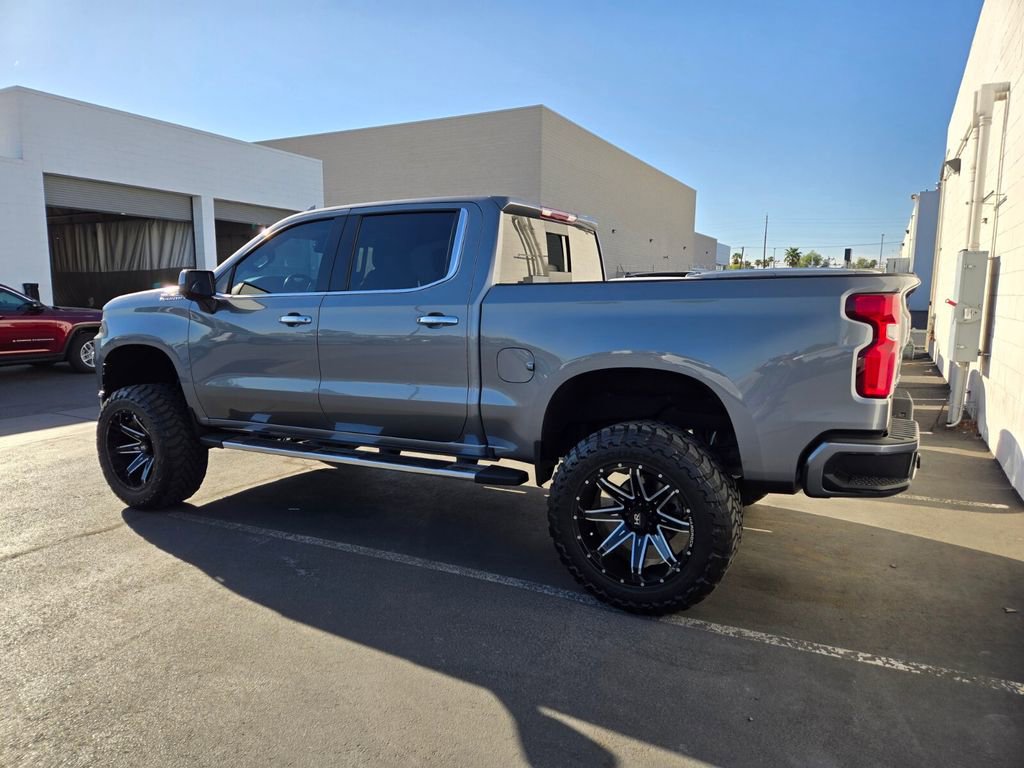 2020 Chevrolet Silverado 1500 High Country photo 2
