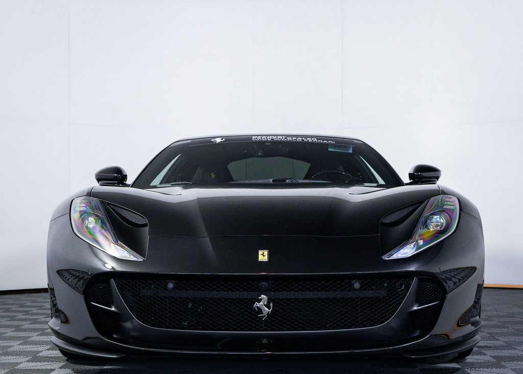 2020 Ferrari 812 Superfast Base photo 2