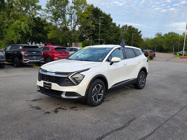 2023 Kia Sportage Hybrid LX photo 3