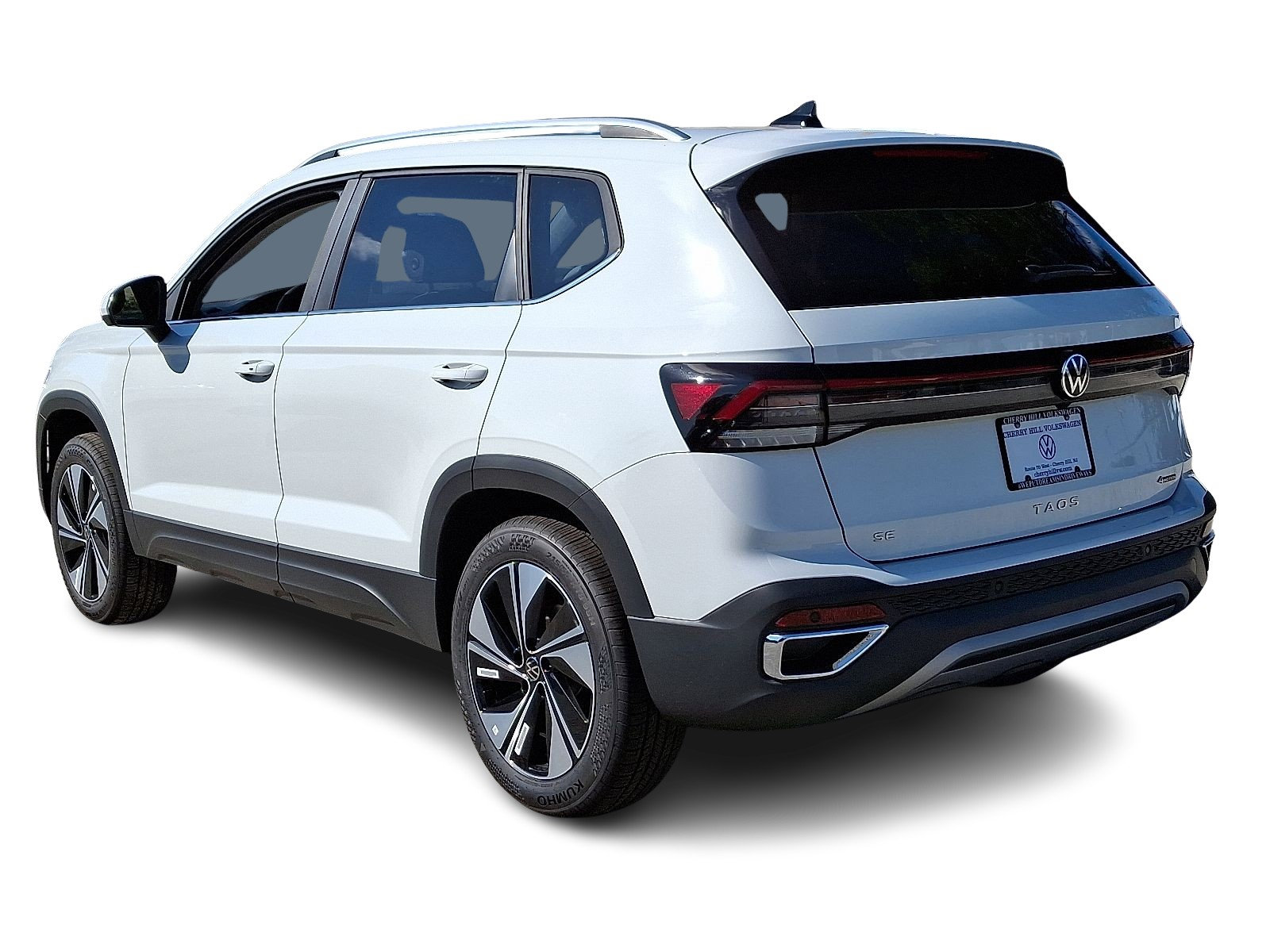2025 Volkswagen Taos SE photo 4