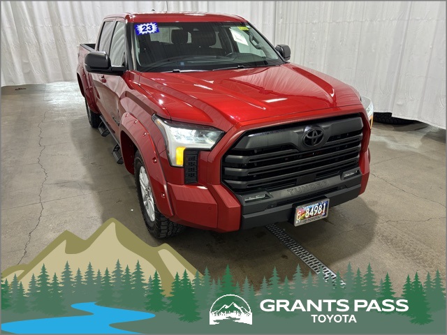 2023 Toyota Tundra SR5's photo