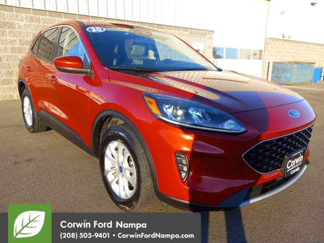 2020 Ford Escape SE's photo