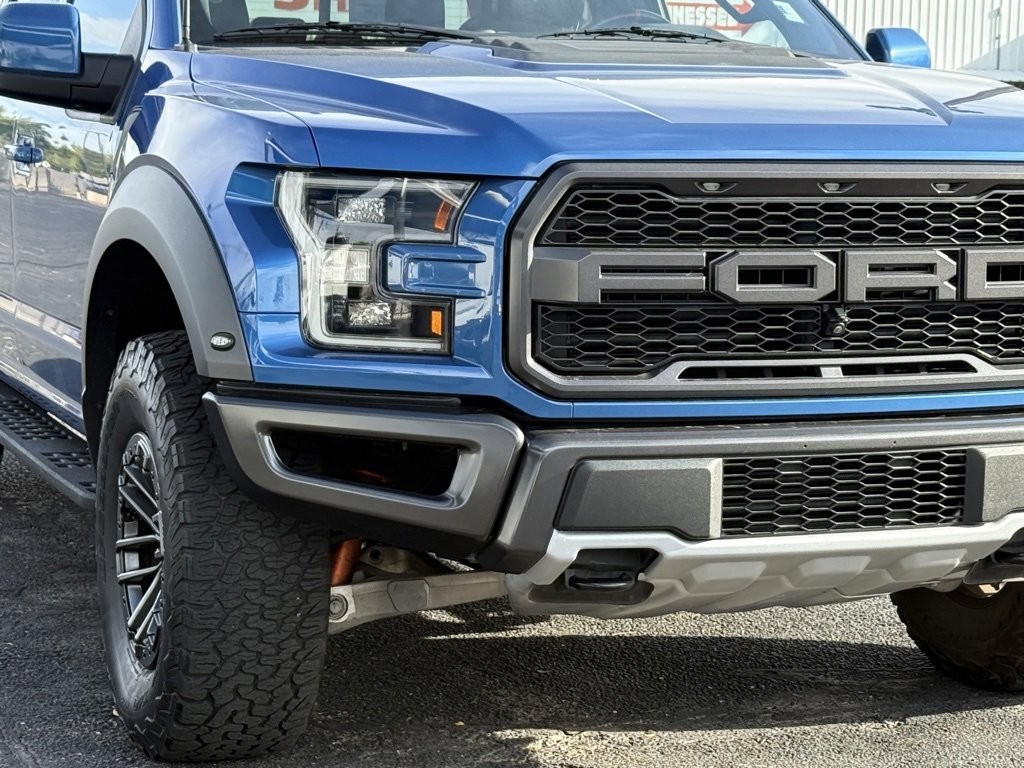 2020 Ford F-150 Raptor photo 2