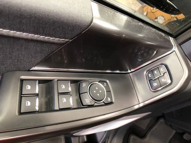 2025 Ford F-150 Lariat photo 13