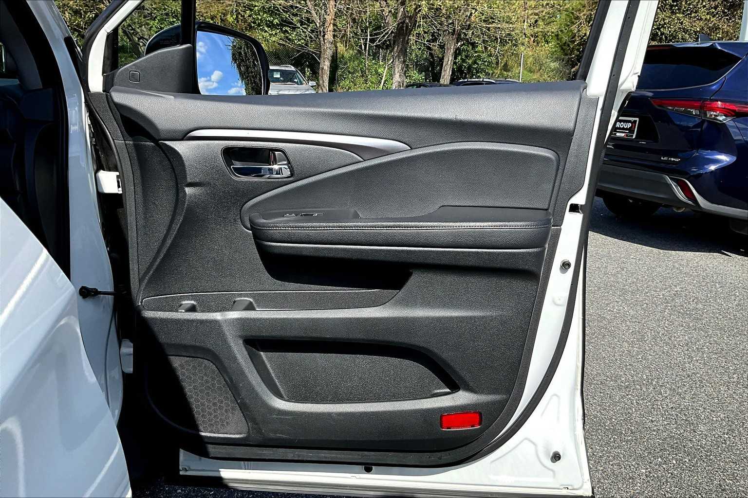 2022 Honda Pilot Special Edition photo 21