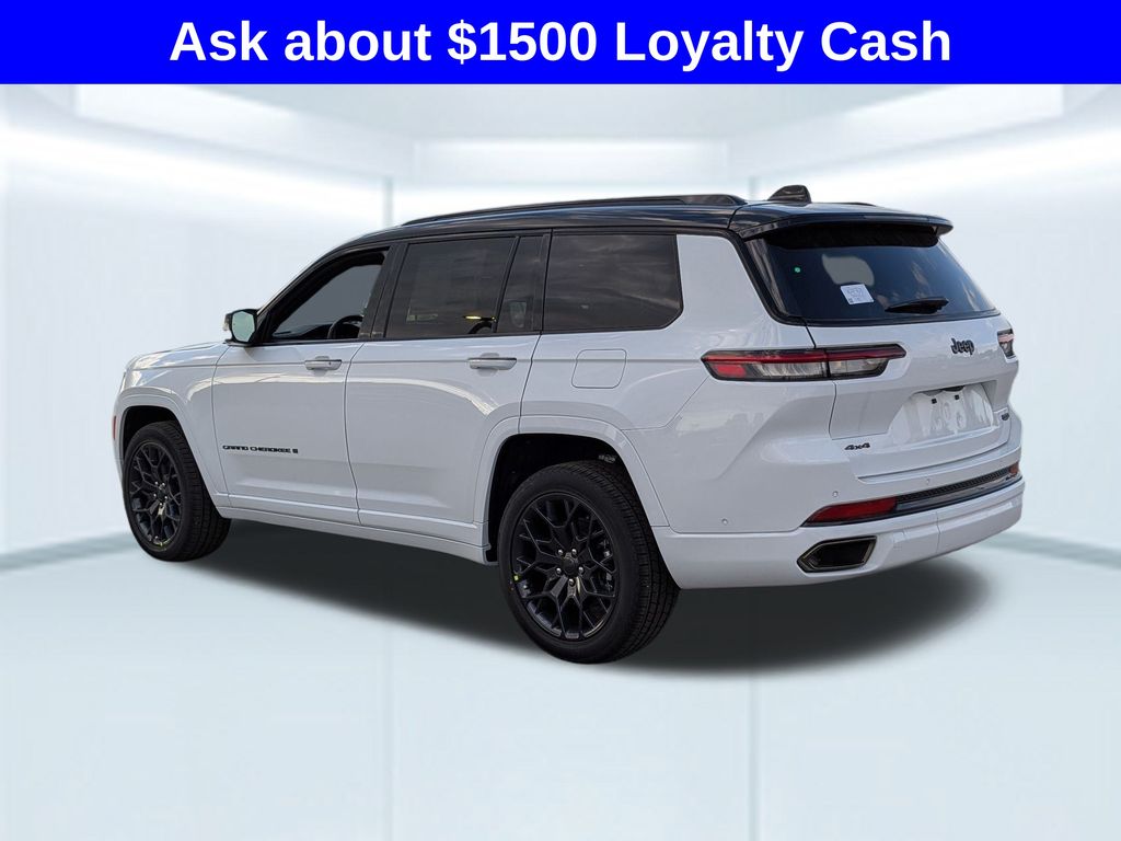 2025 Jeep Grand Cherokee L Summit Reserve photo 3