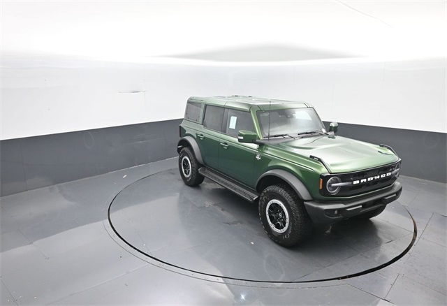 2025 Ford Bronco Outer Banks photo 17
