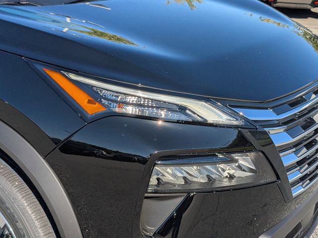 2026 Nissan Rogue SV photo 7