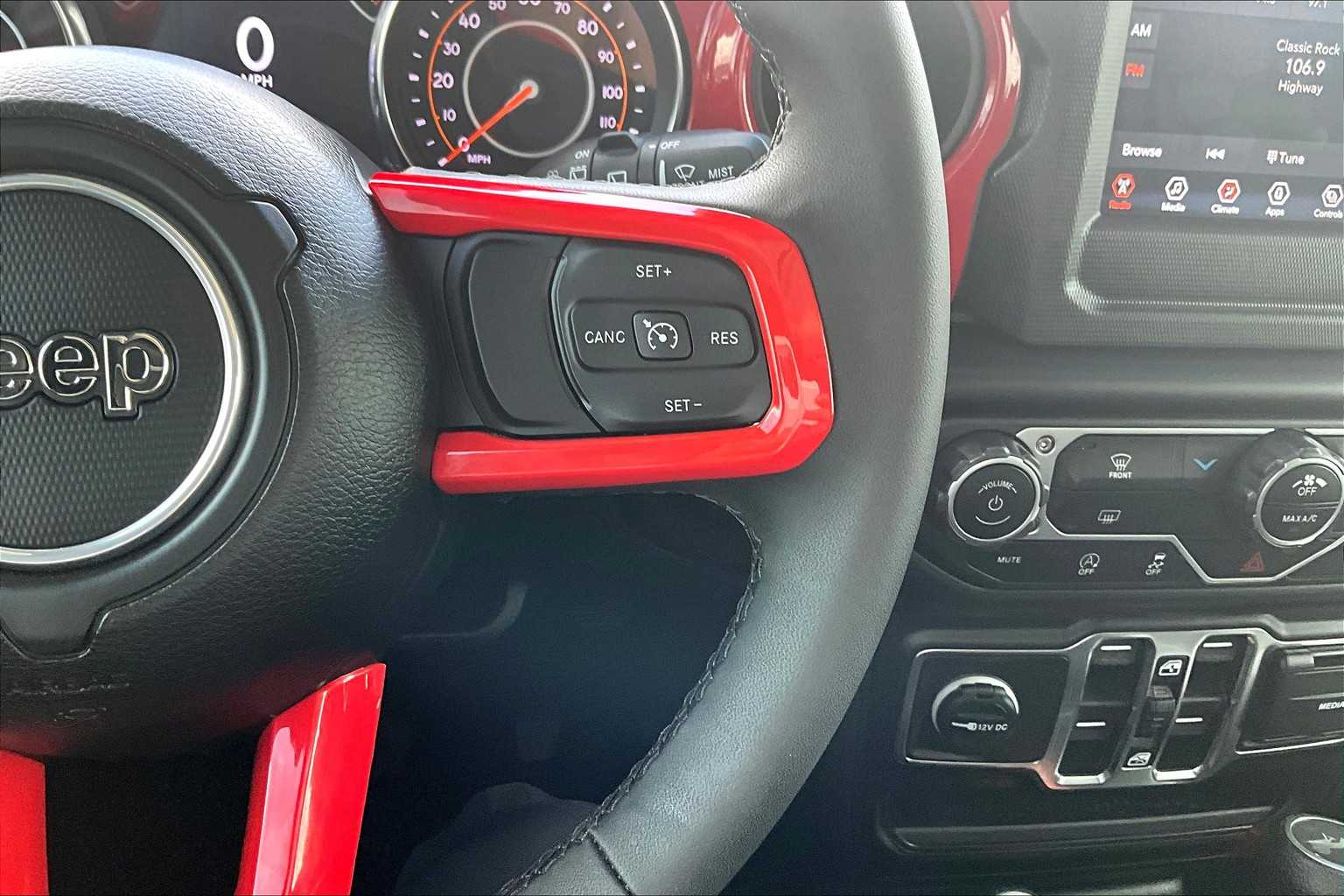 2023 Jeep Wrangler High Tide photo 21