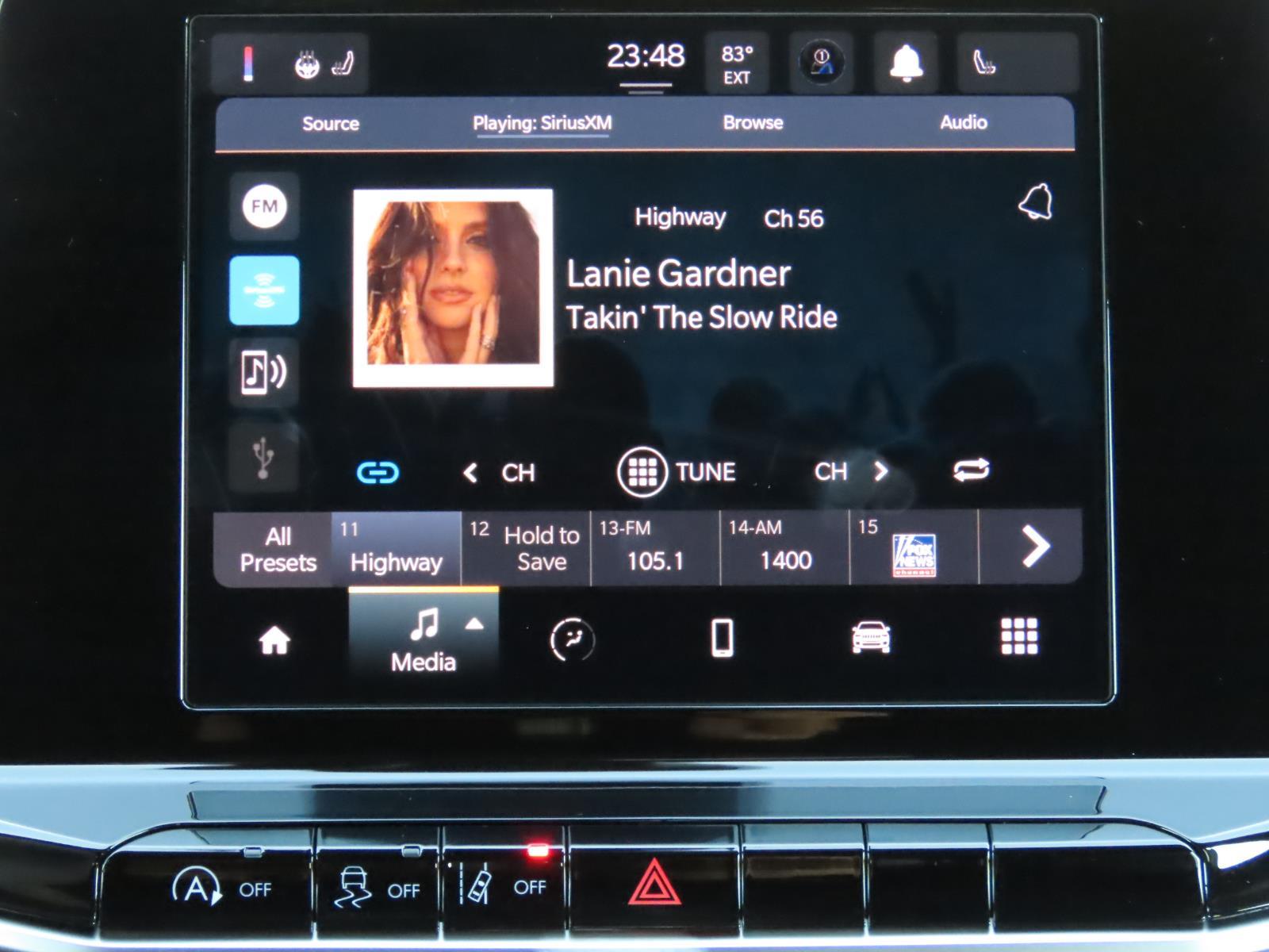 2025 Jeep Compass Latitude photo 3