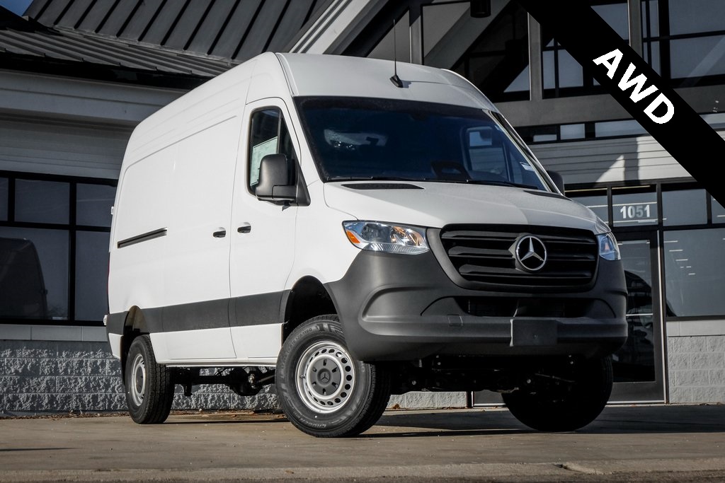 2025 Mercedes-Benz Sprinter Cargo Van Base's photo