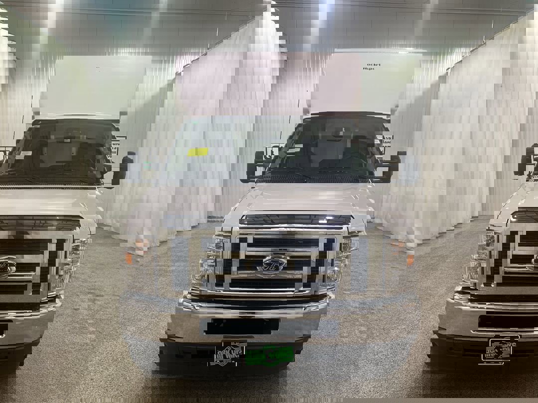 2025 Ford E-350 Base photo 2
