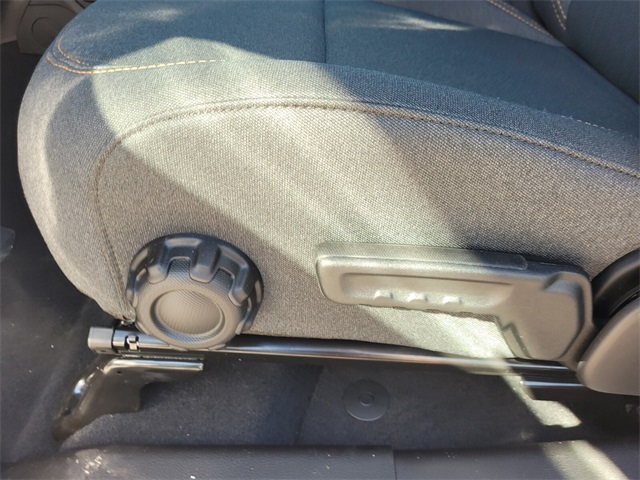 2026 Jeep Wrangler Sport photo 4