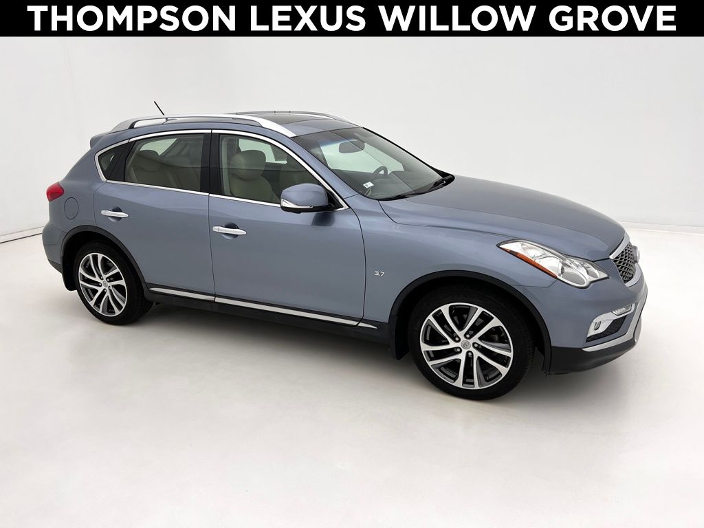 2017 Infiniti QX50 Base photo 2