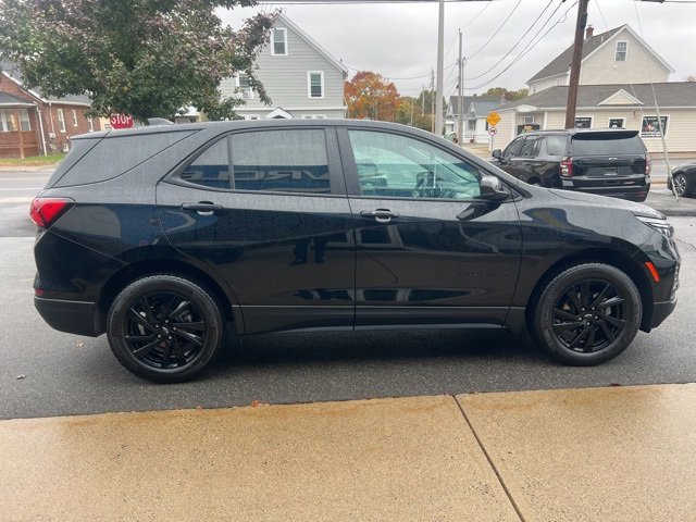 2024 Chevrolet Equinox LS photo 4