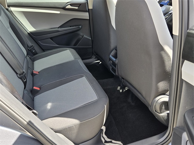2022 Volkswagen Taos S photo 14