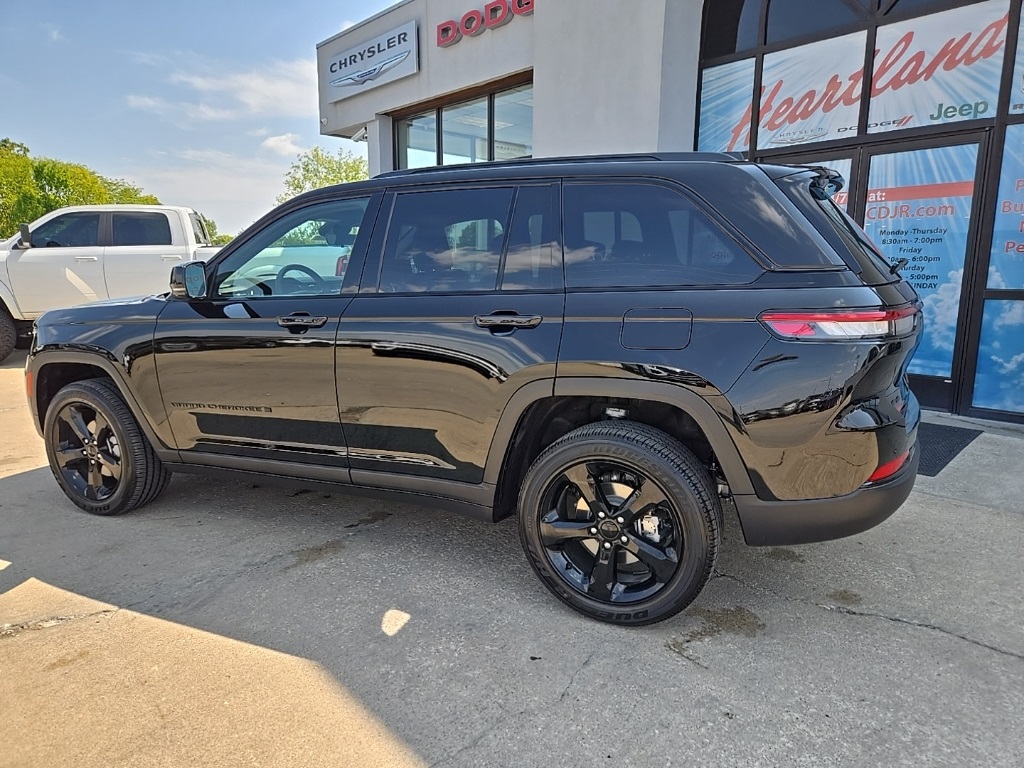 2025 Jeep Grand Cherokee Altitude X photo 6