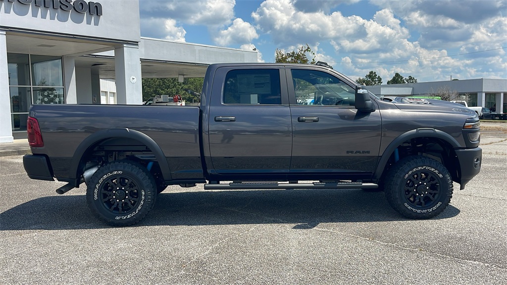 2026 Ram 2500 Power Wagon photo 8
