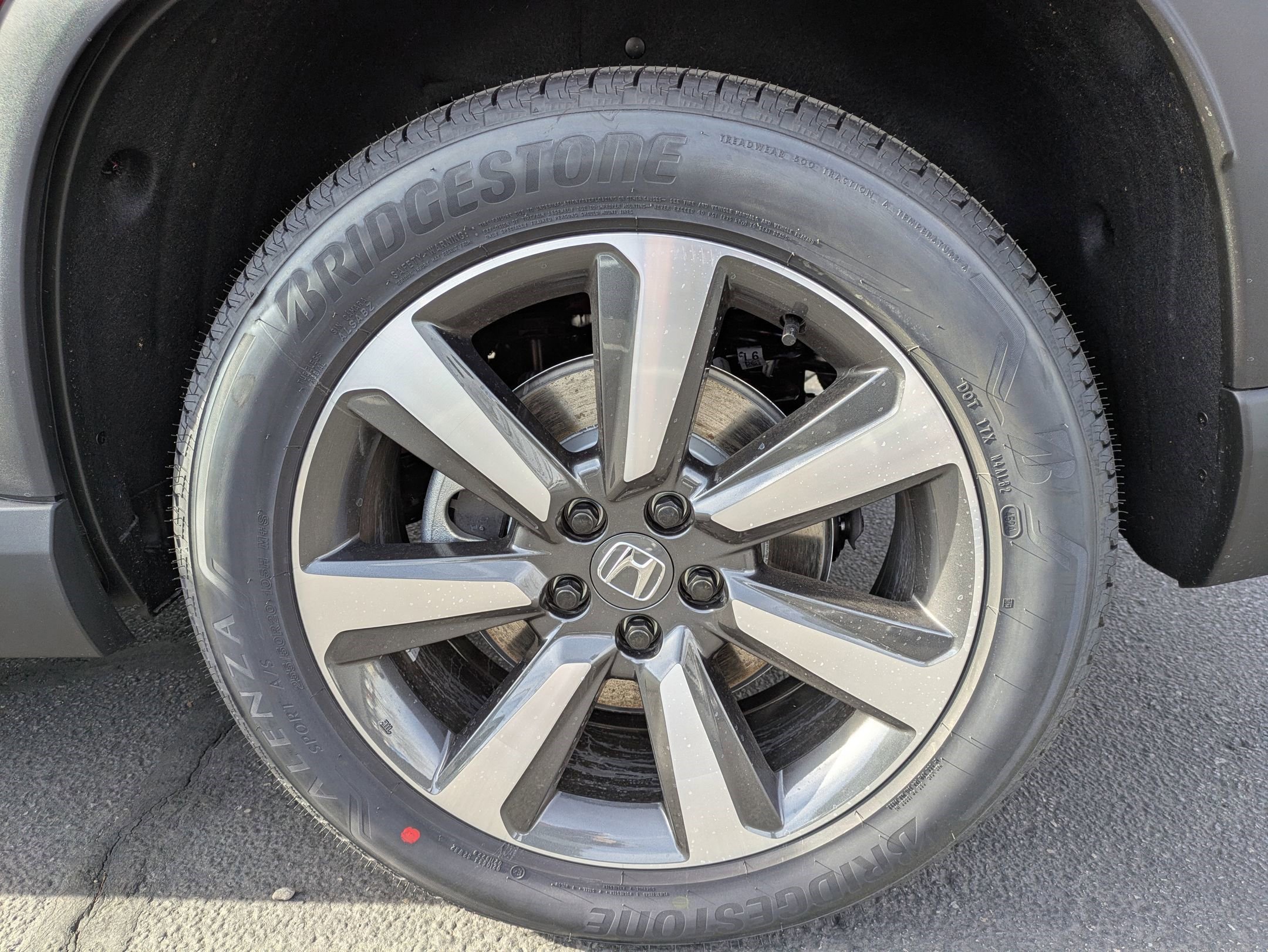 2025 Honda Pilot Touring photo 8