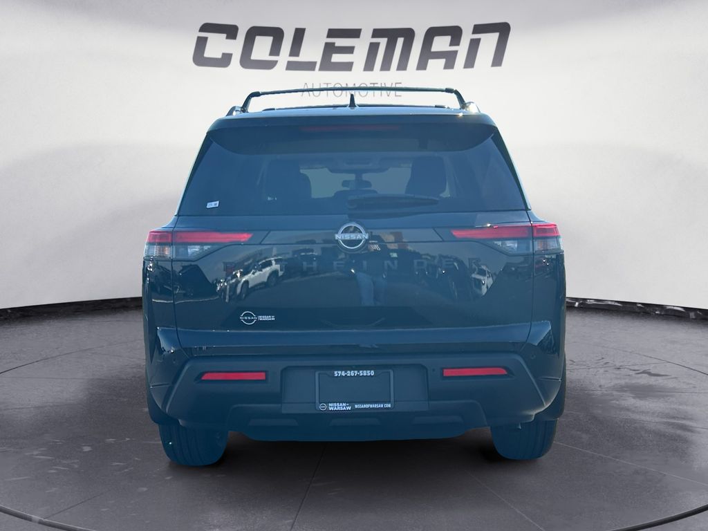 2025 Nissan Pathfinder SV photo 4