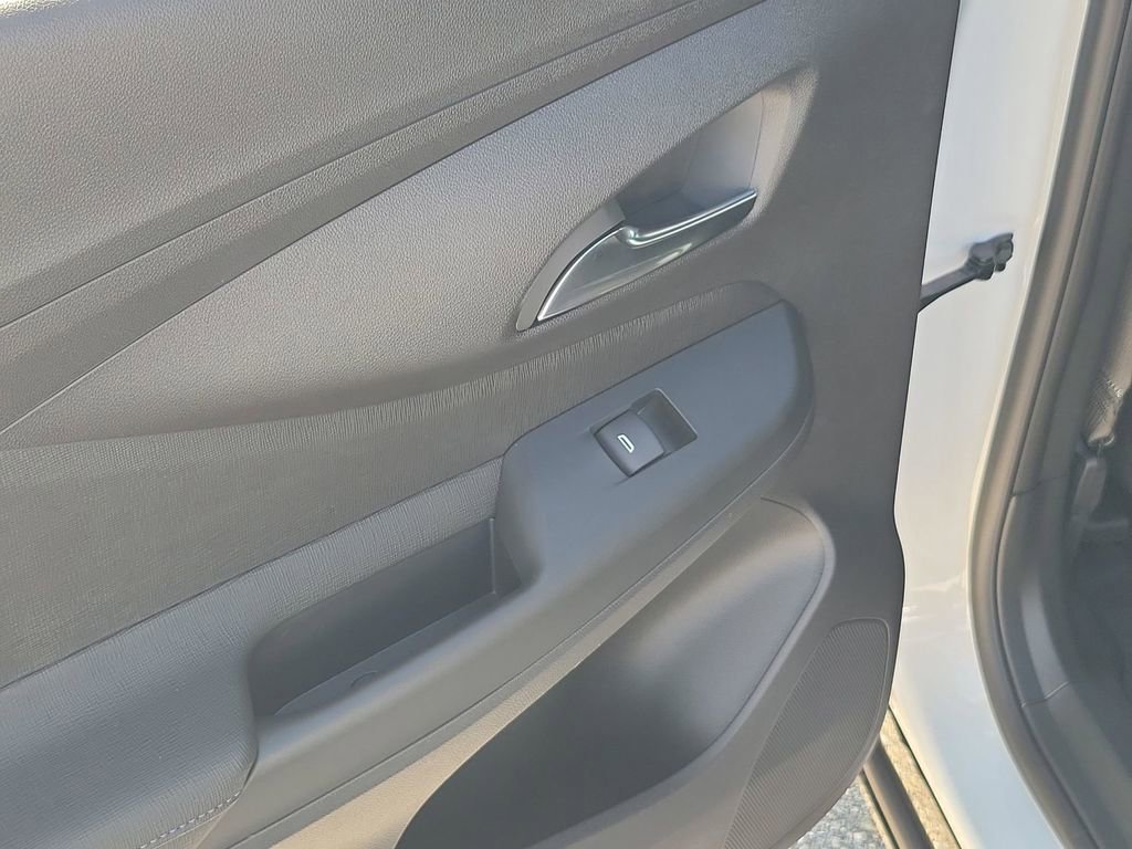 2025 Buick Envista ST photo 40