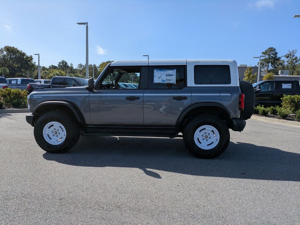 2025 Ford Bronco Heritage First Edition photo 7