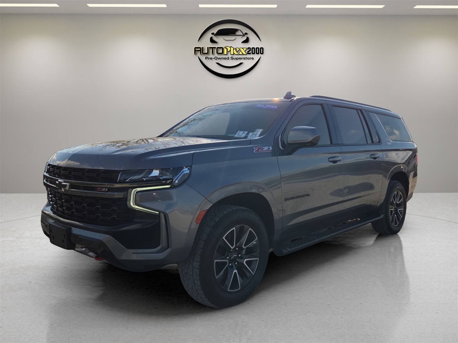 2021 Chevrolet Suburban Z71 photo 3