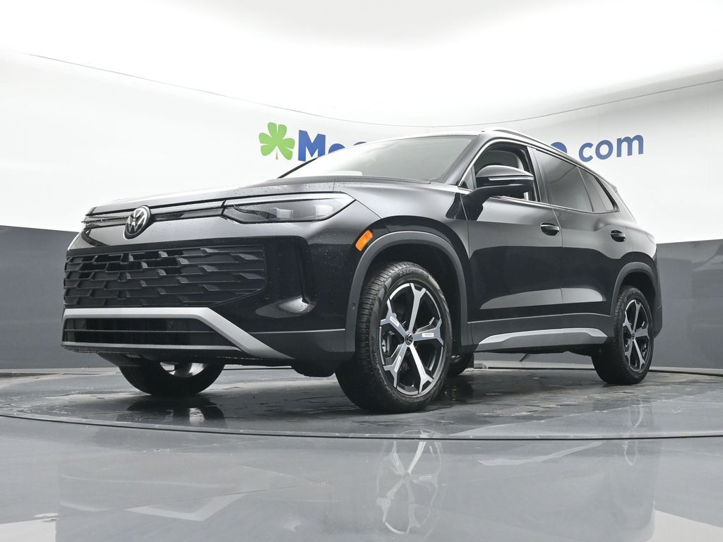 2025 Volkswagen Tiguan SE photo 4